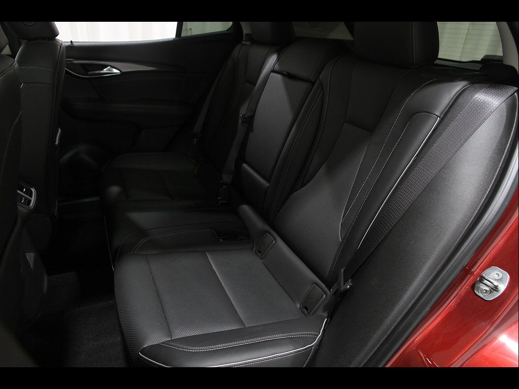 Used 2021 Buick Envision Essence w/ Sport Touring Package FWD image 20