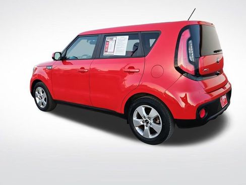 Used 2019 Kia Soul FWD image 4