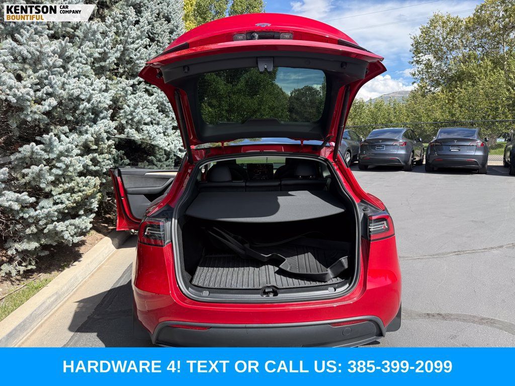Used 2023 Tesla Model Y Long Range AWD/4WD image 27