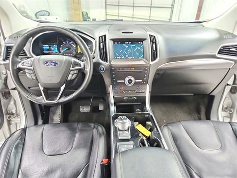 Used 2019 Ford Edge Titanium w/ Equipment Group 301A image 26