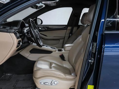 Used 2019 Porsche Macan S image 4