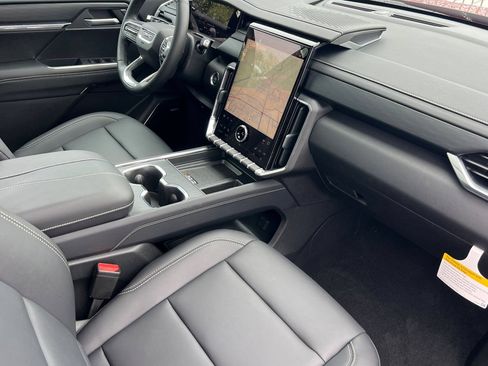 New 2026 GMC Acadia Elevation w/ Black Edition AWD/4WD image 14