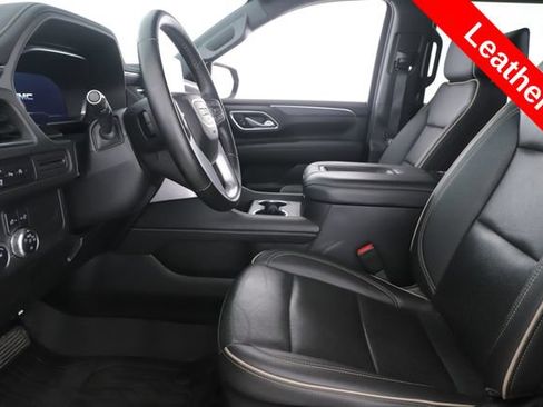 Used 2024 GMC Yukon SLT AWD/4WD image 16