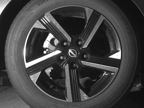 Used 2025 Nissan Sentra SV image 15