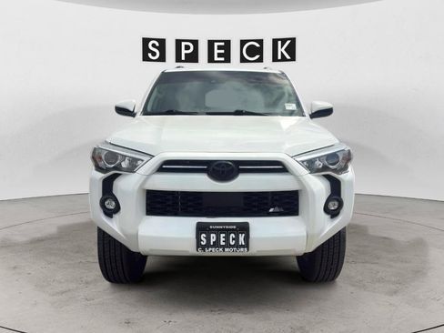 Used 2021 Toyota 4Runner SR5 AWD/4WD image 8