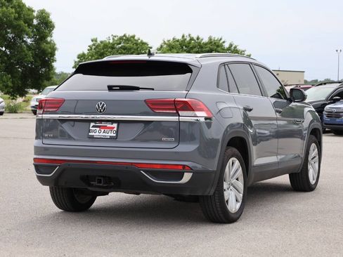 Used 2020 Volkswagen Atlas Cross Sport SE w/ Towing Package AWD/4WD image 9