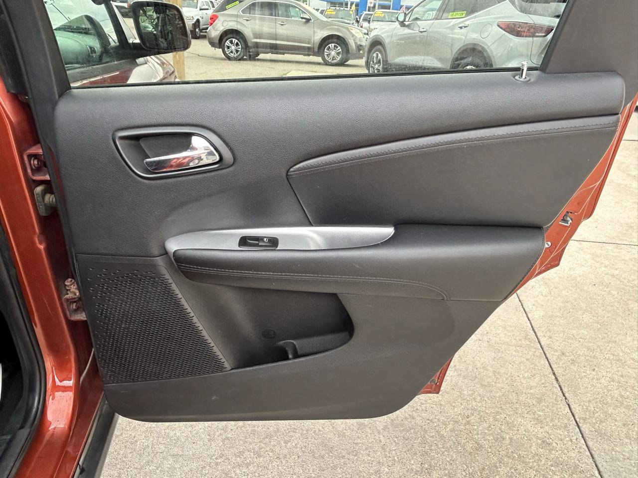 Used 2014 Dodge Journey SXT FWD image 15