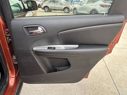 Used 2014 Dodge Journey SXT FWD image 15