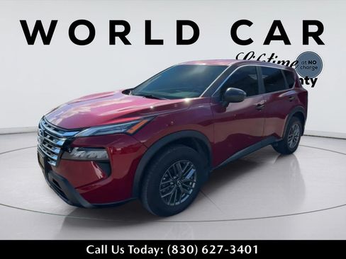Used 2025 Nissan Rogue S FWD image 7
