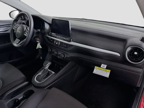 Used 2024 Kia Forte LXS FWD image 28