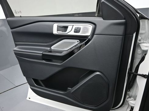 Used 2021 Ford Explorer ST w/ Equipment Group 401A image 13