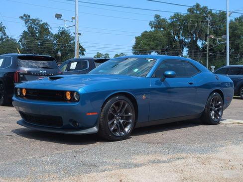 Used 2021 Dodge Challenger R/T Scat Pack w/ Driver Convenience Group RWD image 1