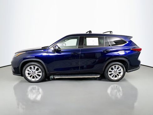Used 2022 Toyota Highlander Limited image 9
