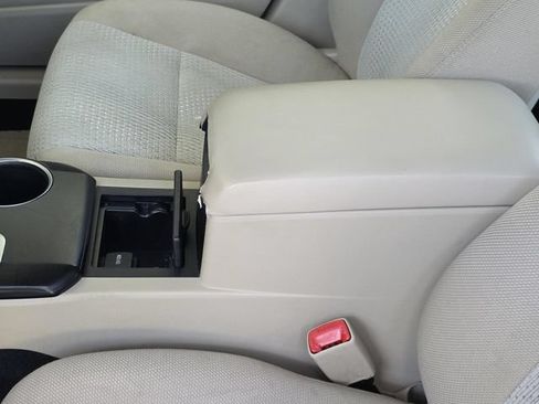 Used 2012 Toyota Camry LE FWD image 8
