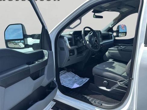 Used 2025 Ford F150 XLT w/ Equipment Group 301A Standard AWD/4WD image 11