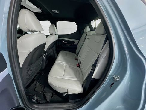 Certified 2025 Hyundai Santa Cruz Limited AWD/4WD image 25