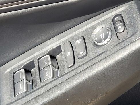 Used 2023 Honda Accord EX image 23