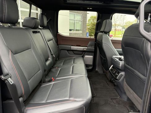 Used 2022 Ford F150 Lariat w/ Equipment Group 502A High AWD/4WD image 23