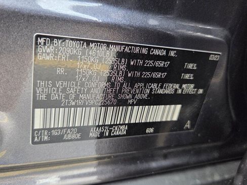 Used 2023 Toyota RAV4 XLE w/ Convenience Package FWD image 17