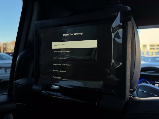 New 2026 Chrysler Pacifica Select AWD/4WD image 27