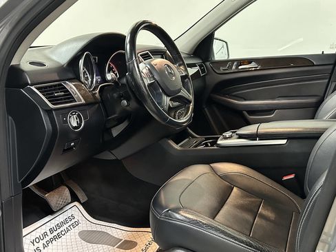 Used 2015 Mercedes-Benz ML 250 BlueTEC 4MATIC w/ Premium 1 Package image 13