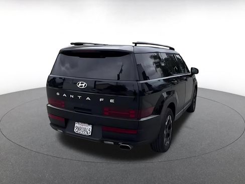 Used 2025 Hyundai Santa Fe SEL FWD image 14
