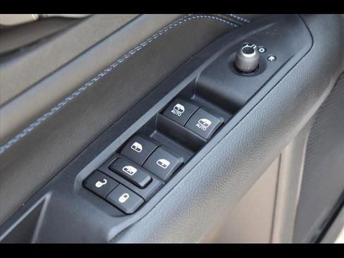 New 2025 Jeep Compass Latitude w/ Altitude Special Edition image 21
