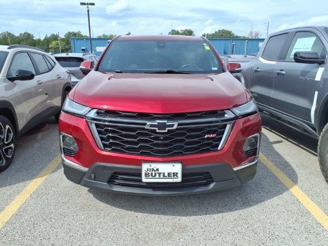 Used 2023 Chevrolet Traverse RS w/ LPO, Floor Liner Package AWD/4WD image 3