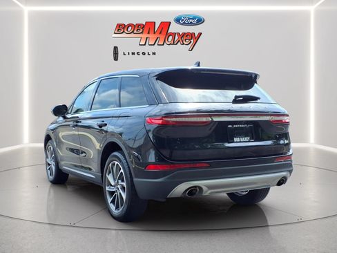 Used 2023 Lincoln Corsair FWD w/ Equipment Group 101A image 6