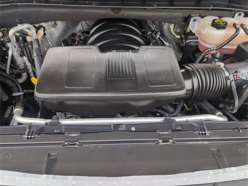 Certified 2024 Chevrolet Tahoe Z71 w/ Luxury Package image 30