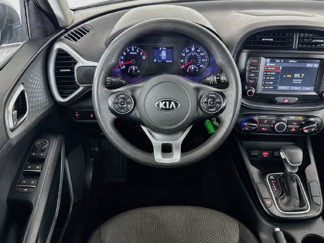 Used 2020 Kia Soul LX FWD image 14