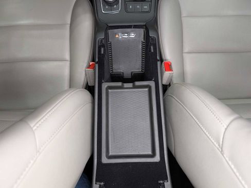 Certified 2023 Cadillac XT4 Premium Luxury image 21