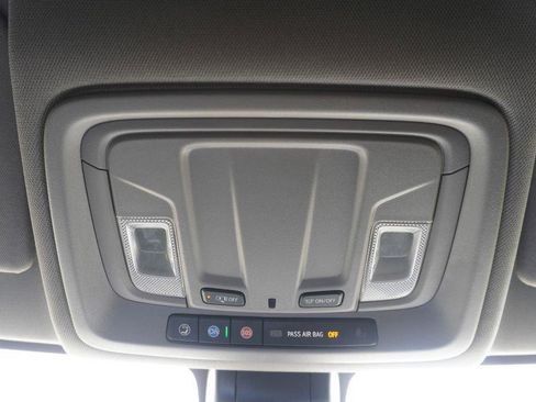 Used 2022 Chevrolet Silverado 1500 Custom w/ Safety Confidence Package RWD image 15