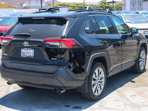 Used 2021 Toyota RAV4 XLE Premium FWD image 14