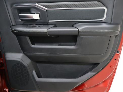 New 2026 RAM 2500 Big Horn AWD/4WD image 13