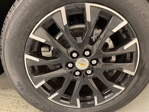 New 2026 Chevrolet Traverse LT w/ Sun and Wheel Package image 24