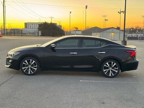 Used 2018 Nissan Maxima Platinum image 9