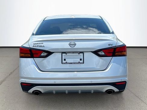 Certified 2024 Nissan Altima 2.5 SV w/ SV Premium Package FWD image 27