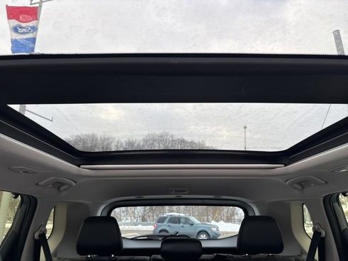 Used 2023 Nissan Rogue Platinum image 16