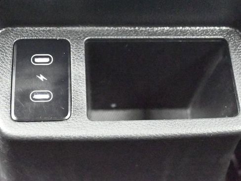 Used 2025 Kia Seltos EX FWD image 15