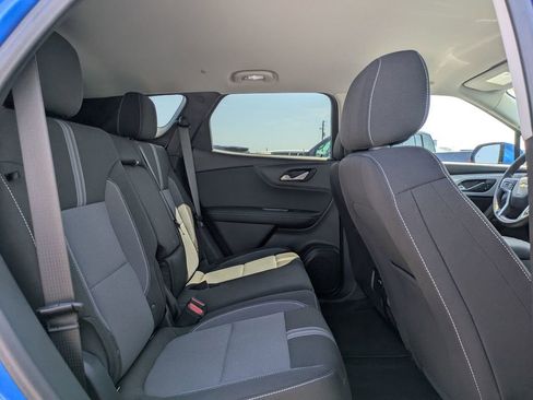 New 2025 Chevrolet Blazer LT w/ Convenience Package image 31