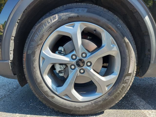 Used 2025 Ford Escape ST-Line FWD image 28