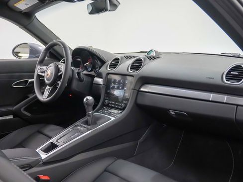 New 2025 Porsche 718 Cayman image 15