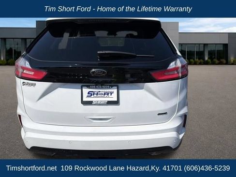 Used 2022 Ford Edge SE w/ Black Appearance Package AWD/4WD image 7