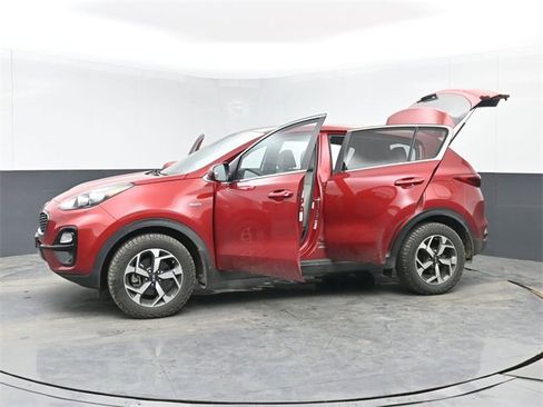 Used 2022 Kia Sportage LX image 52