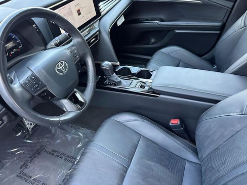 Used 2025 Toyota Camry XSE image 22