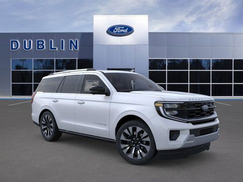 New 2025 Ford Expedition Platinum w/ Driver's Package image 36
