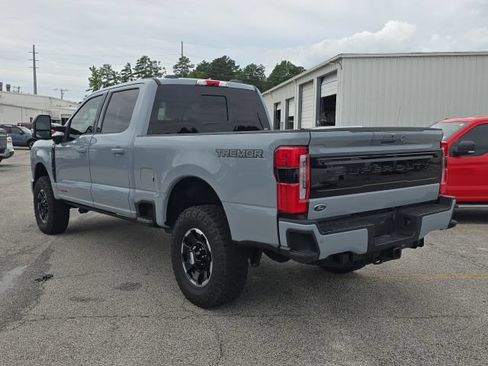 Used 2026 Ford F250 Platinum w/ Tremor Off-Road Package AWD/4WD image 3