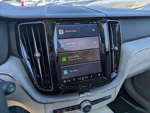 Used 2025 Volvo XC60 T8 Plus w/ Protection Package Premier image 17