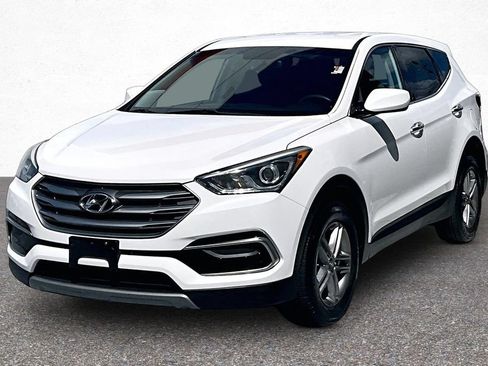 Used 2017 Hyundai Santa Fe Sport FWD image 4